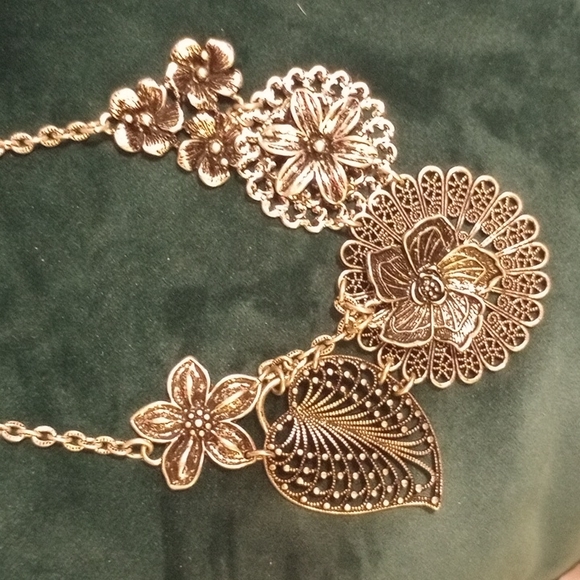 🔥Gorgeous Premier Necklace - Picture 2 of 4